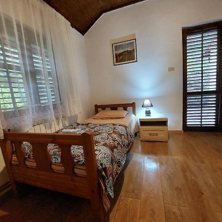 Holiday Home Milanovic Τσέτινιε Εξωτερικό φωτογραφία
