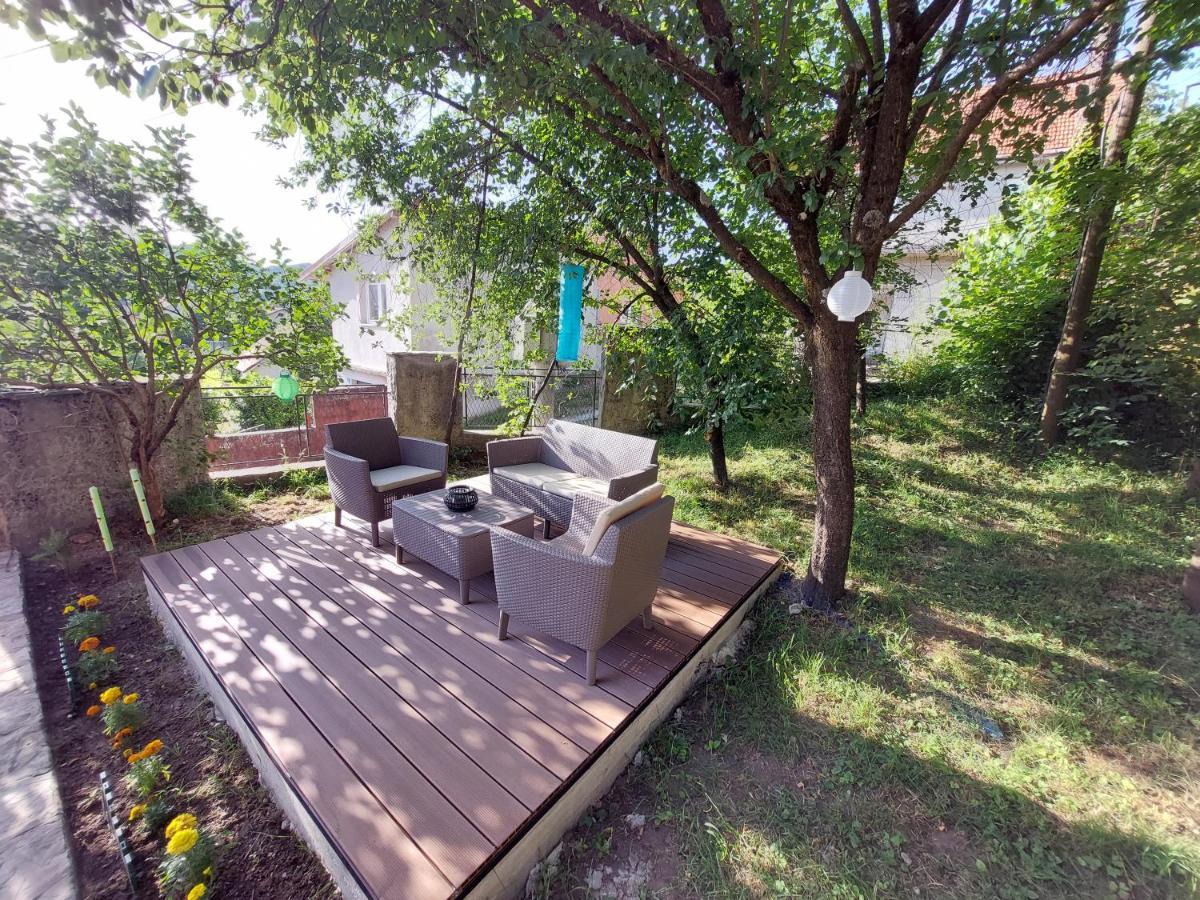 Holiday Home Milanovic Τσέτινιε Εξωτερικό φωτογραφία