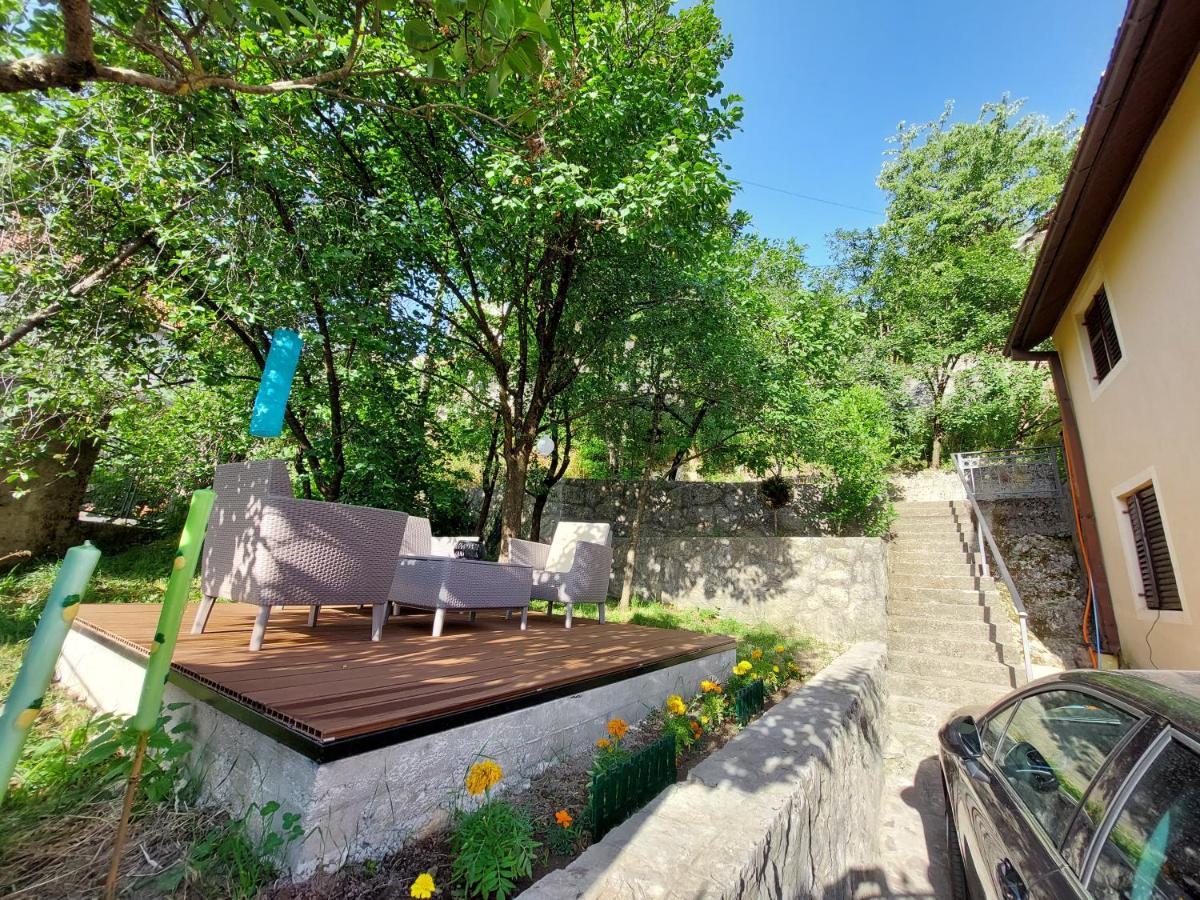 Holiday Home Milanovic Τσέτινιε Εξωτερικό φωτογραφία