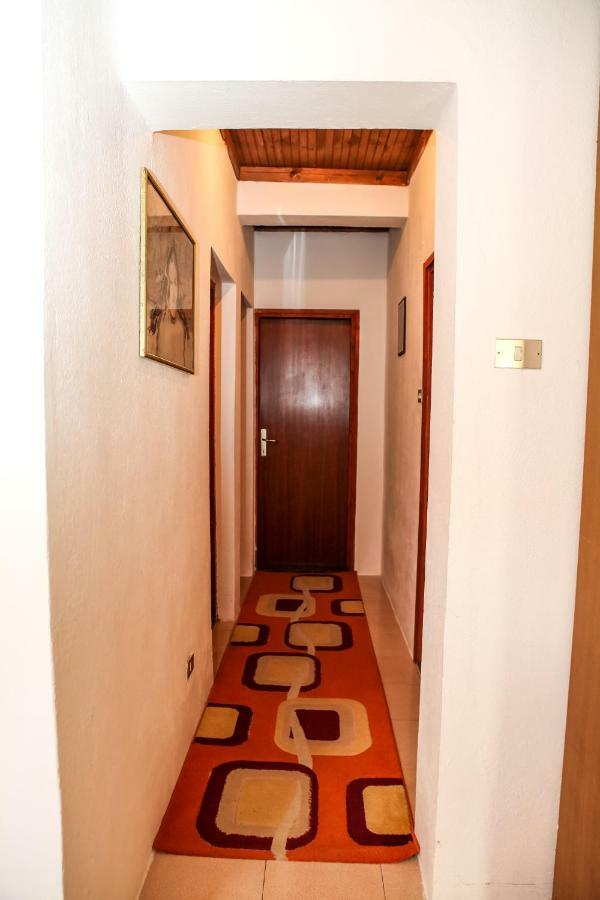 Holiday Home Milanovic Τσέτινιε Εξωτερικό φωτογραφία